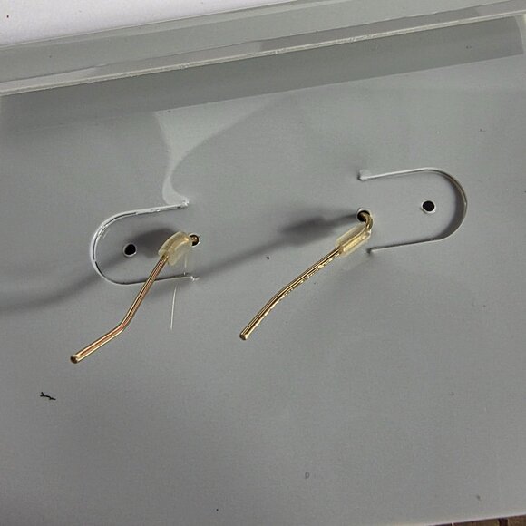 Daisy Fuentes Gold tone Drop/Dangle Earrings Teardrop Brass Fishhook Pierced - Picture 3 of 4